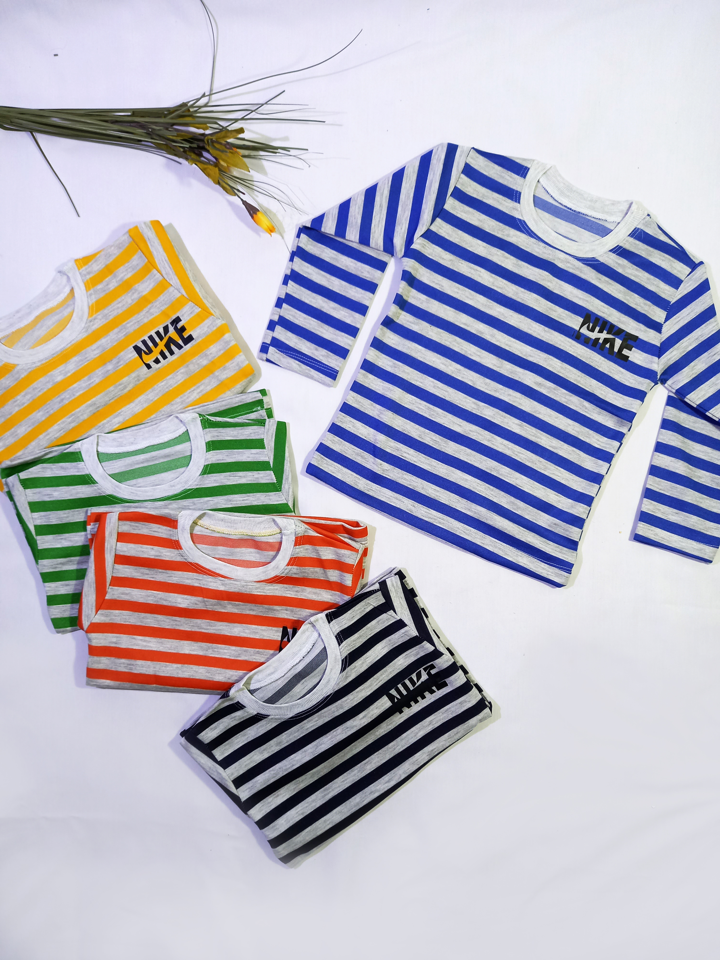 بلوز آستین بلند پسرانه راه راه مدل NIKE مناسب سن 2/5 تا 5 سال در رنگبندی مختلف کد 1072